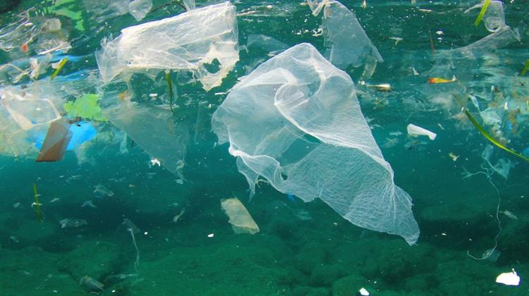 Πηγή Αερίων του Θερμοκηπίου τα Πλαστικά Απορρίμματα